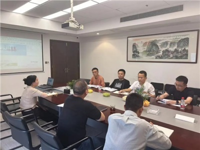 湖南陽光電力科技有限公司與湖南機(jī)電職業(yè)技術(shù)學(xué)院共商校企合作新篇章